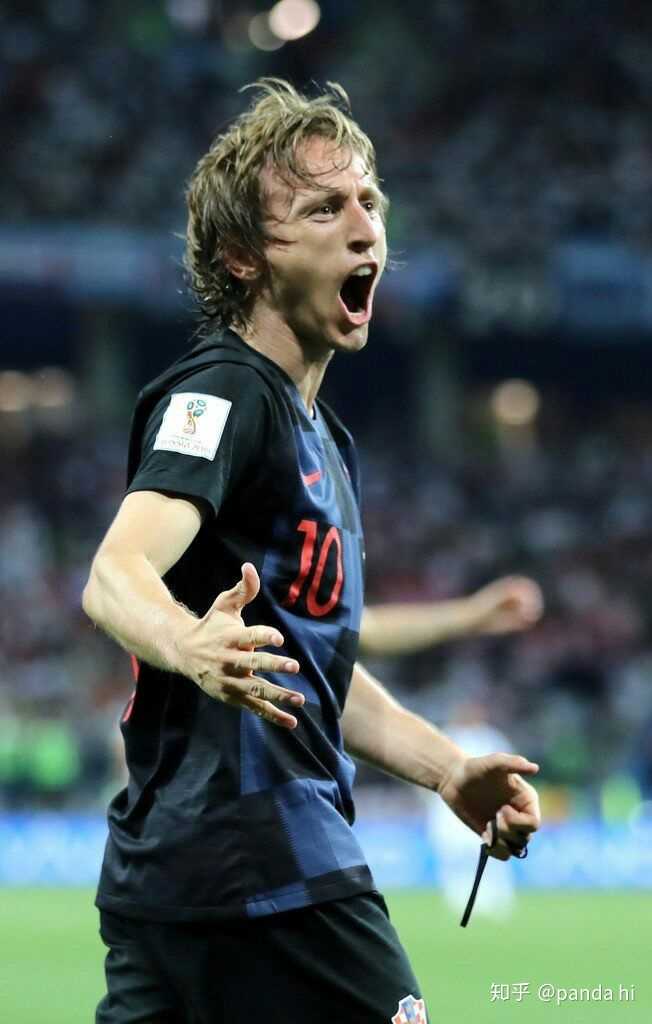 伊朗前锋塔雷米欧冠赛场攻破皇马大门！成为第二位攻...